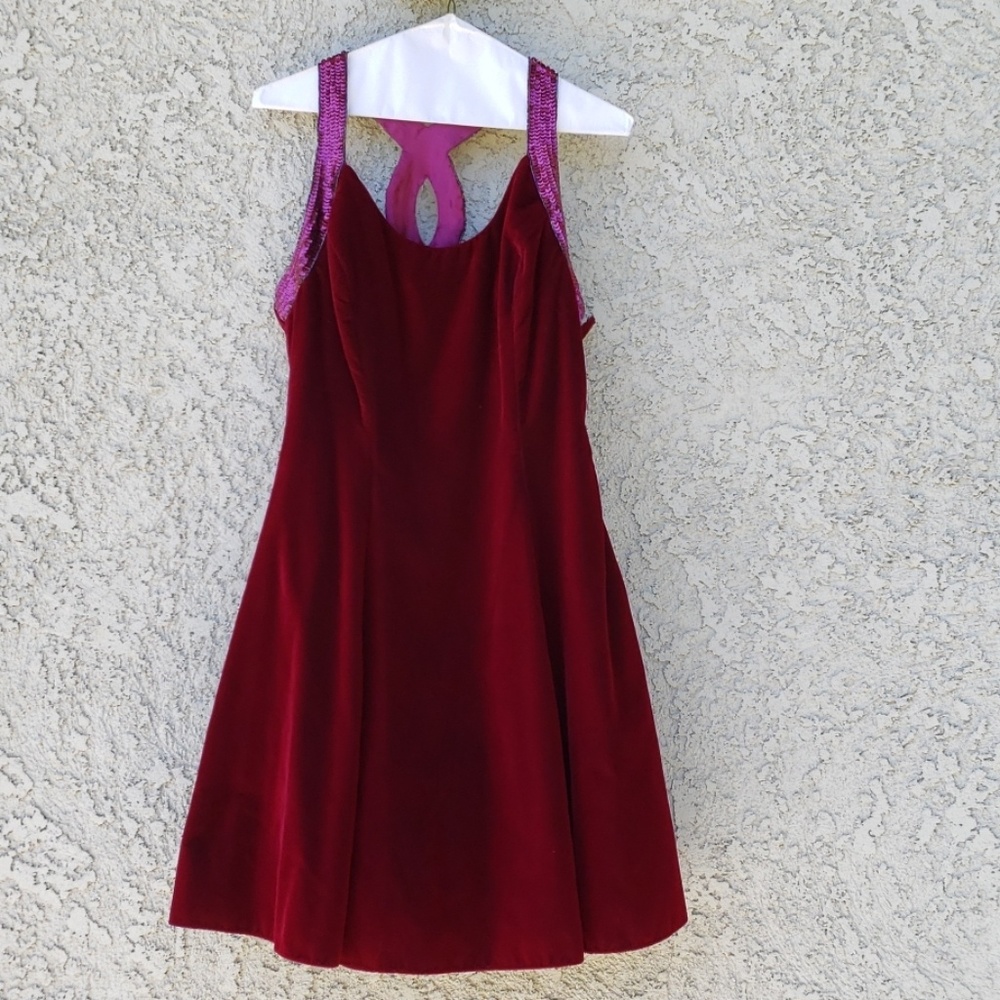 ๐HP๐Vintage 90's De-Laru Maroon Velvet dress - Picture 1 of 11